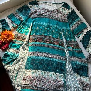 Umgee Bohemian Teal and White Floral Dress size L